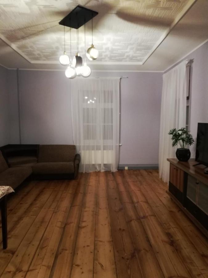 Pils Ielas Apartamenti Kandava Zewnętrze zdjęcie